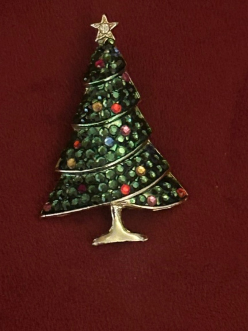 Vintage 1980s Christmas tree Brooch